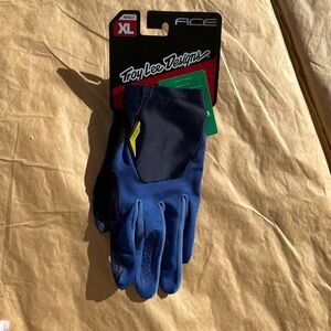 Troy Lee Designs Long Finger Cycling Gloves